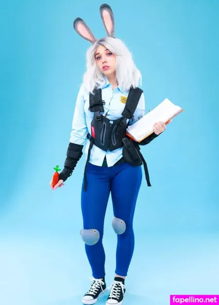 Luna Kitsune 3 OnlyFans Thumbnail #0AWFA1P3fu