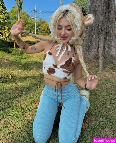 Luna Lavand 2 OnlyFans Thumbnail #jjkW7TQqmx
