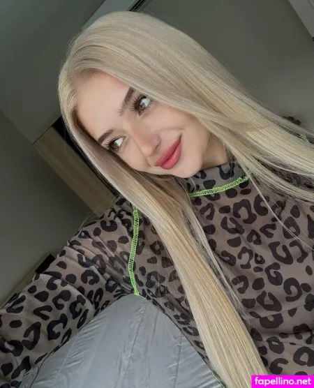 Luna Lavand 2 OnlyFans Thumbnail #jpoPMnV1ID