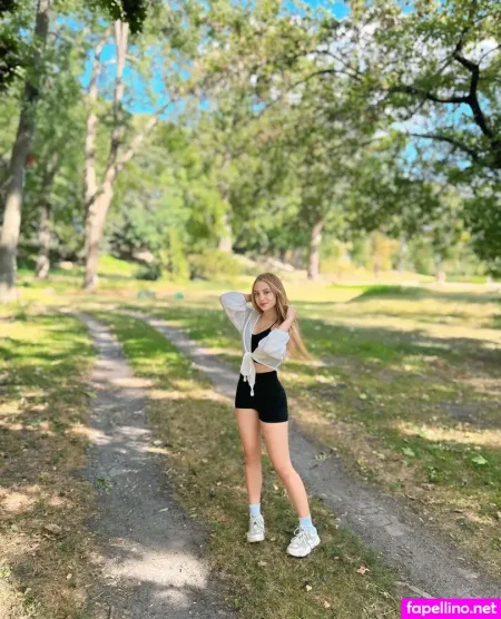 Luna Loom OnlyFans Thumbnail #G9tNu4LAfO