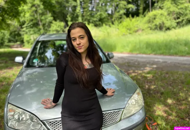 Luna Lovee OnlyFans Thumbnail #2ntAw7n2EB