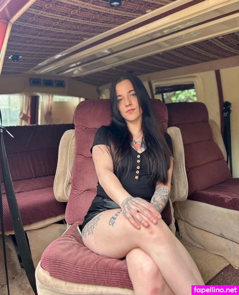 luna-lovee, lunalove_stjames Nude Leaked OnlyFans Photo #B211MTCwMw