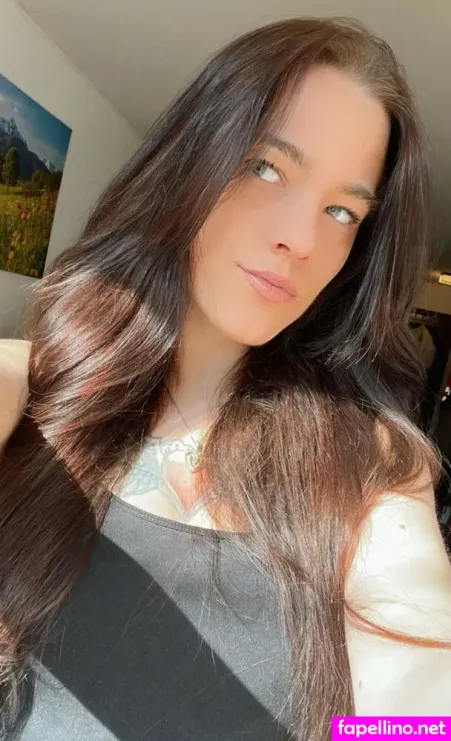 Luna Lovee OnlyFans Thumbnail #RXtHy6x0QD