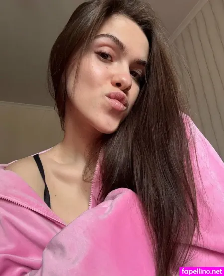 Luna Margaret OnlyFans Thumbnail #Ye0e3ShsdZ