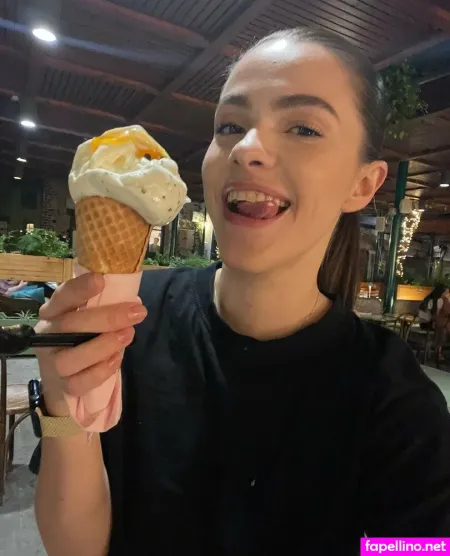 Luna Margaret OnlyFans Thumbnail #j7Y1K6KEhd