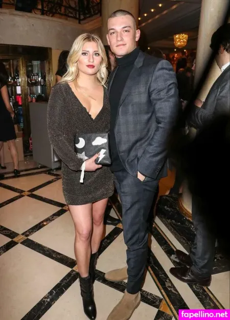 Luna Schweiger 2 OnlyFans Thumbnail #pAfZ3dgsov