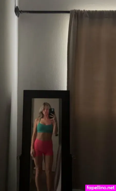 Luna Smithtv OnlyFans Thumbnail #mi0he24Hr7