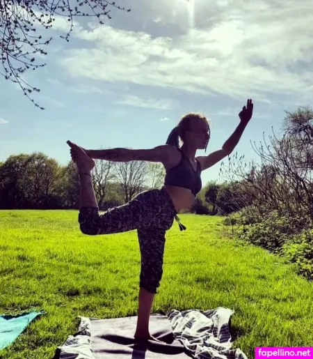 Luna Tinkerbell 2 OnlyFans Thumbnail #23aKyJmzit