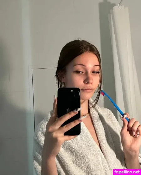 Lunaaa101 OnlyFans Thumbnail #vPr17tTr1l