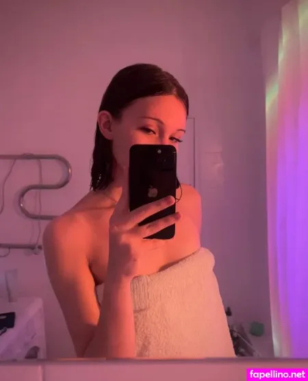 Lunaaa101 OnlyFans Thumbnail #w7CZ6Cnkts