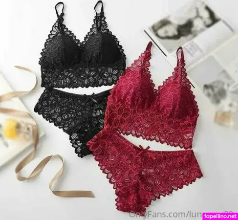 Lunaamoor90 OnlyFans Thumbnail #Wep79sV0bS