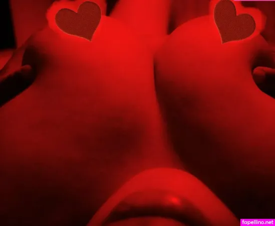 Lunaamoor90 OnlyFans Thumbnail #bR23HwM4Gk