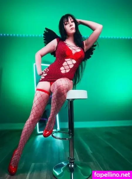 Lunaaquaphine 9 OnlyFans Thumbnail #hIpfzhcGn4