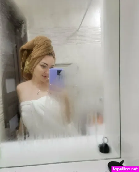 Lunaaura Home OnlyFans Thumbnail #1PAFMYbTVm
