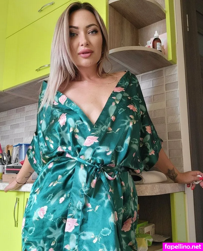 itslunaaura, lunaaura_home Nude Leaked OnlyFans Photo #5O0qE0142O