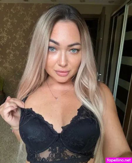 Lunaaura Home OnlyFans Thumbnail #juQVyFAy1n