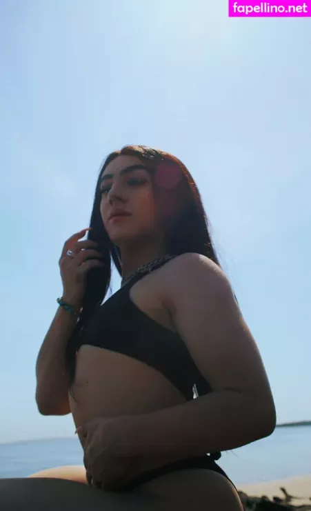Lunabarbiedoll OnlyFans Thumbnail #2vEauMDitX