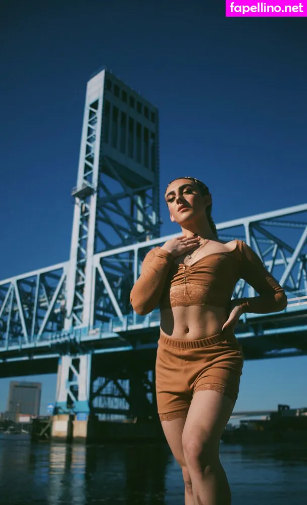 lunabarbiedoll, xlunamarix Nude Leaked OnlyFans Photo #9sPuhmn0dI