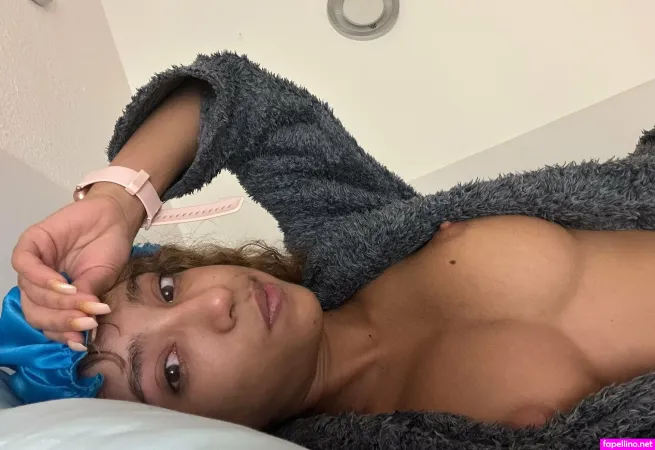 Lunablackxz OnlyFans Thumbnail #6zQSEoastt