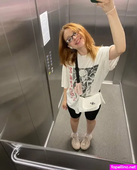 Lunaclark69 OnlyFans Thumbnail #MlixKvuc7z