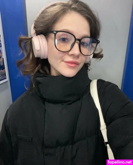 Lunaclark69 OnlyFans Thumbnail #hJ7uL9dmMy