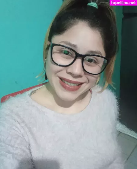 Lunaestrella10 OnlyFans Thumbnail #ZnJl01moGj