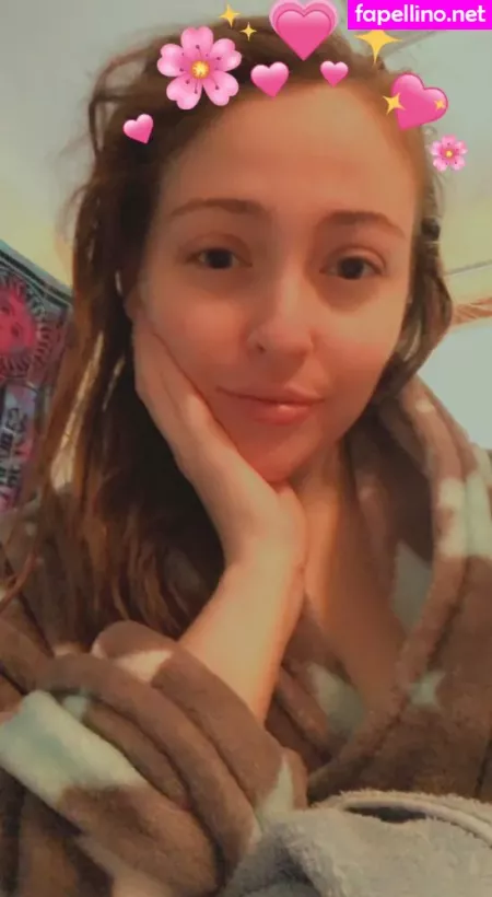 Lunafayefree OnlyFans Thumbnail #EV8DFgBGk1