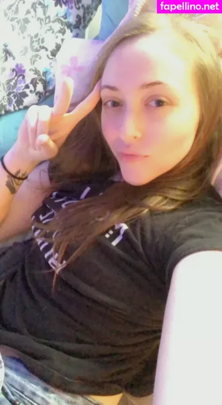 Lunafayefree OnlyFans Thumbnail #Q7gyjpQ8vi