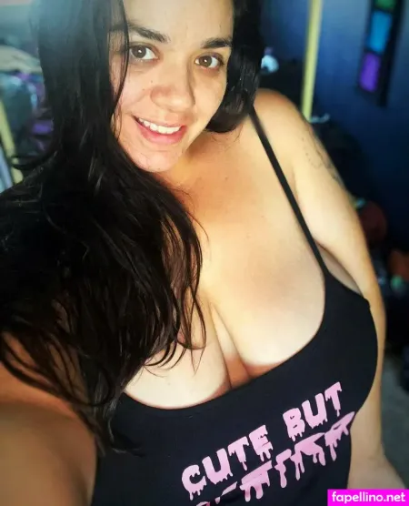 Lunafoxx143 OnlyFans Thumbnail #bTC8Ep5rFq