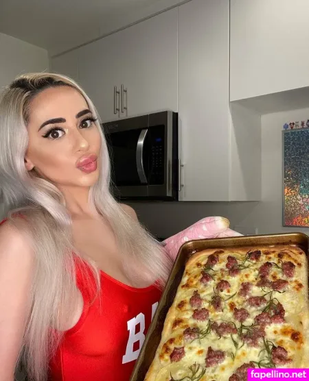 Lunaisenough OnlyFans Thumbnail #RKvNzO5kYo