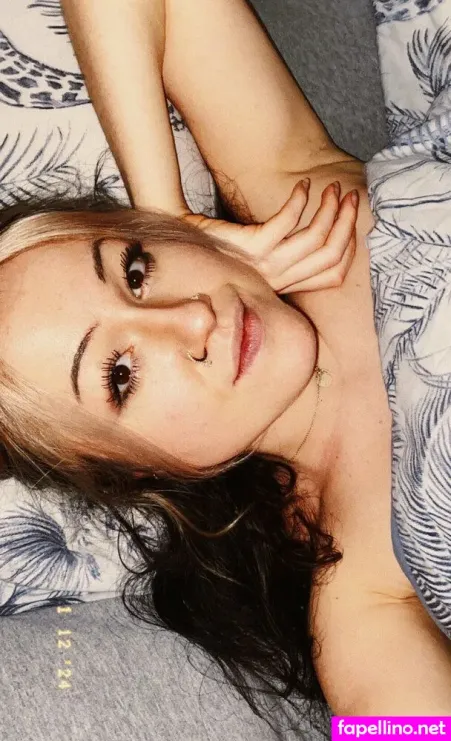 Lunalafoe Main Profile Photo