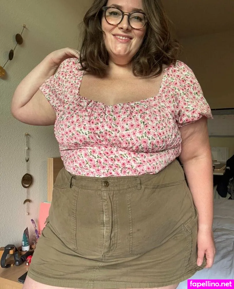 lunalewistv, lunalewww Nude Leaked OnlyFans Photo #7bXdor28IN