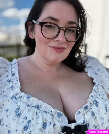 Lunalewistv OnlyFans Thumbnail #9KdPstD5zL