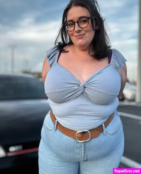 Lunalewistv OnlyFans Thumbnail #JeGkS8jDYT