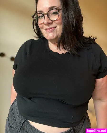 Lunalewistv OnlyFans Thumbnail #MKq9K9s0kW