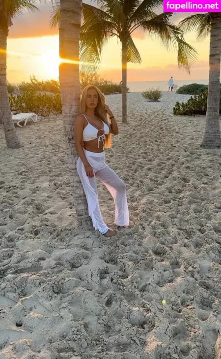 Lunalust Official OnlyFans Thumbnail #5acGfaTAh9