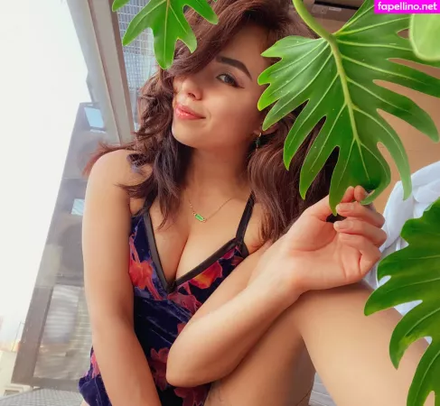 Lunaluuvzfree OnlyFans Thumbnail #YMeMJO2FBv