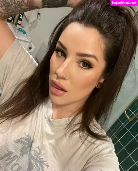 Lunaluvbad OnlyFans Thumbnail #pfvtQaTmra