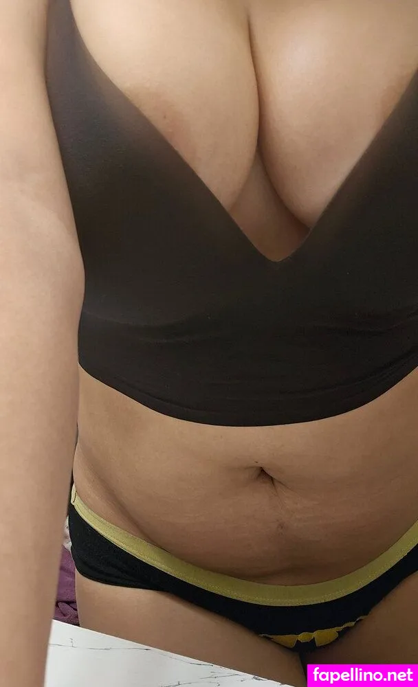 Lunamarieessence, msluluberries Nude Leaked OnlyFans Photo #pHrx18foQK