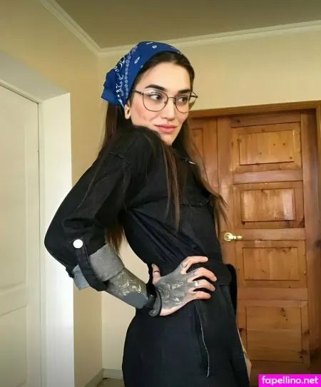 Lunamilian OnlyFans Thumbnail #63ROkx3YL1