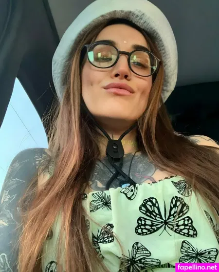 Lunamilian OnlyFans Thumbnail #VurWn3GXQW