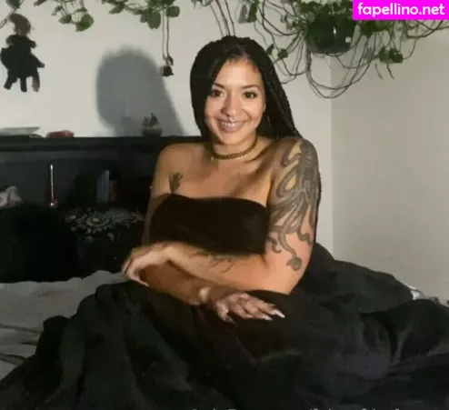 Lunamorgantv OnlyFans Thumbnail #F5RQeHDbKs
