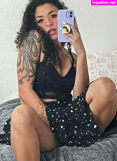 Lunamorgantv OnlyFans Thumbnail #MC8iqUlmDo