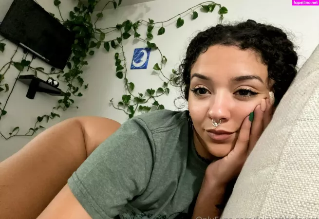 Lunamorgantv OnlyFans Thumbnail #oxvT8MKt7f