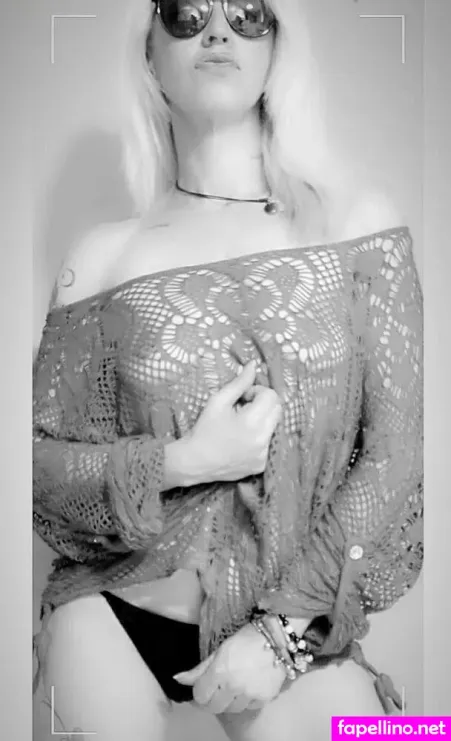 Lunanegra 5 OnlyFans Thumbnail #IT3T7UXr5d