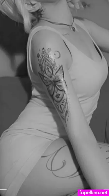 Lunanegra 5 OnlyFans Thumbnail #a4XdzLI0z5