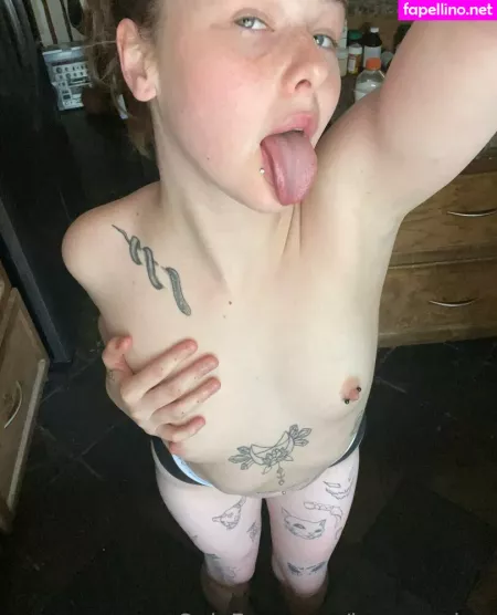 Lunanrockyy OnlyFans Thumbnail #t2JLDlHusn