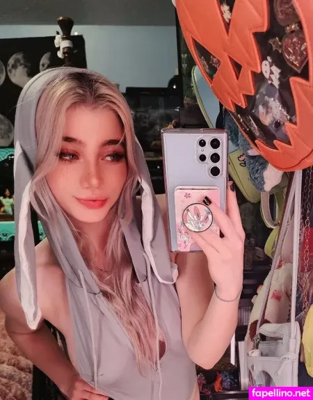 Lunapearliex OnlyFans Thumbnail #0R7Ntbob2m