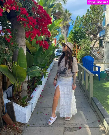 Lunapowersthefairy OnlyFans Thumbnail #2ExLXKDFzt