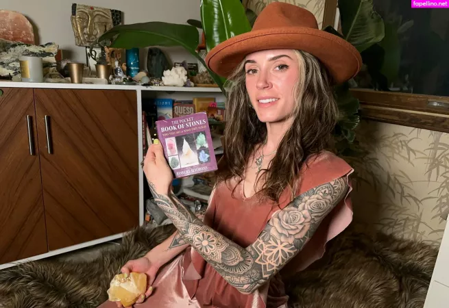 Lunapowersthefairy OnlyFans Thumbnail #HsfipOiOJz